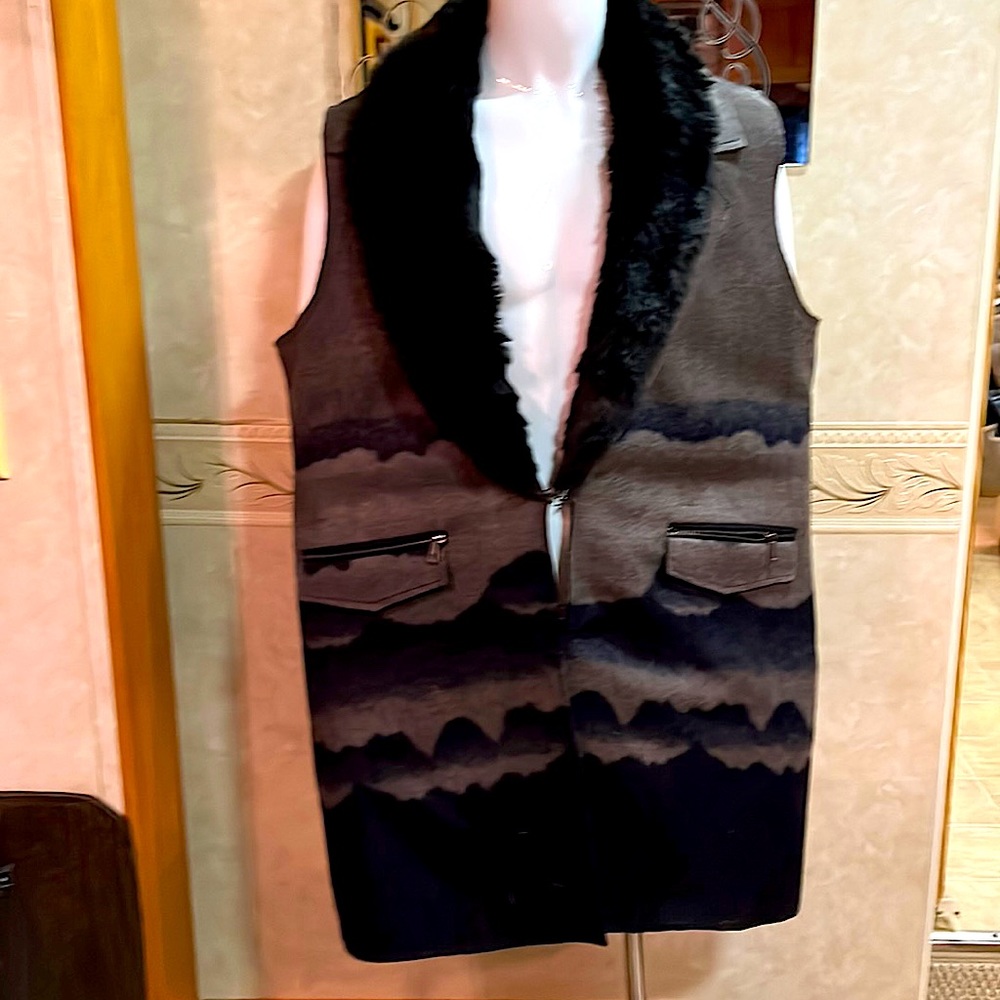 Democracy Size X-Large Vest